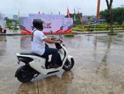 Hadirkan Honda EM1 e:, Honda Sport Show Sukses Ramaikan Kaltim Run 2024