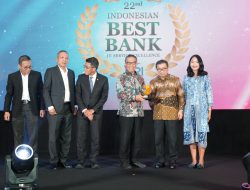 Bankaltimtara Borong Dua Penghargaan Bergengsi di Ajang Best Bank Service Excellence 2025.