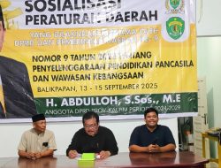 DPRD Kaltim Dekatkan Legislasi ke Rakyat, Abdulloh Gelar Sosperda Pendidikan Pancasila.