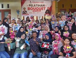 DPC PSI Samarinda Utara Cetak Pelaku UMKM Baru, Pelatihan Bouquet Jadi Langkah Awal Pemberdayaan Warga.
